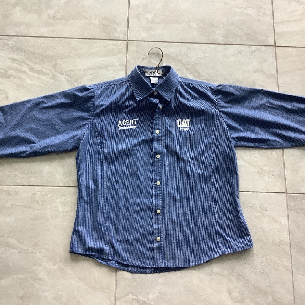 Woman’s Caterpillar branded Shirt